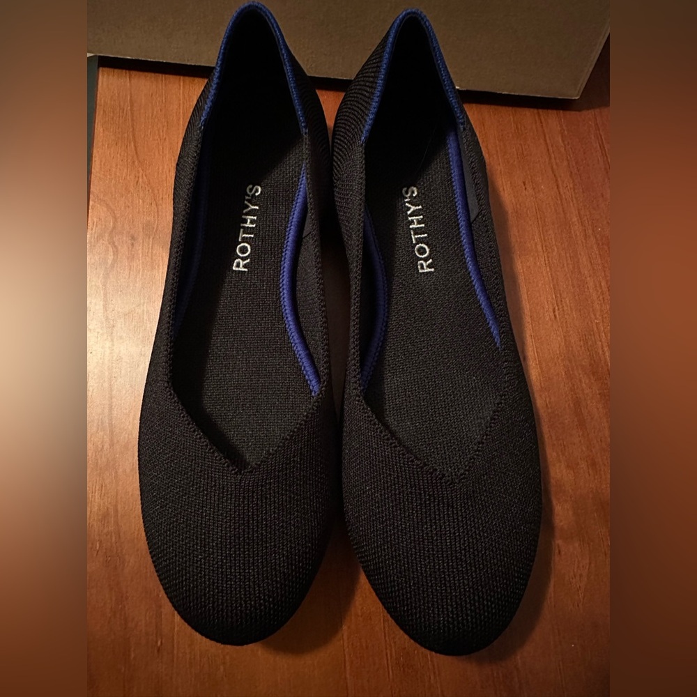 Rothy’s The Flat in Solid Black - size 9 - Picture 2 of 6